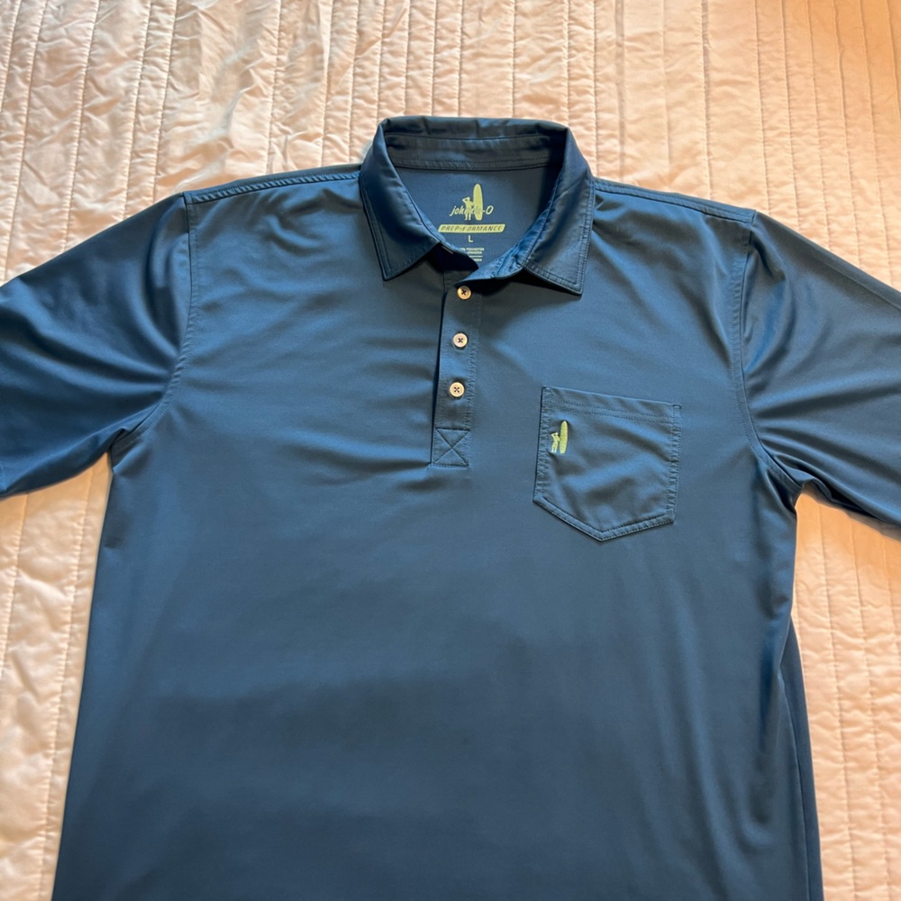 Johnnie-O polo